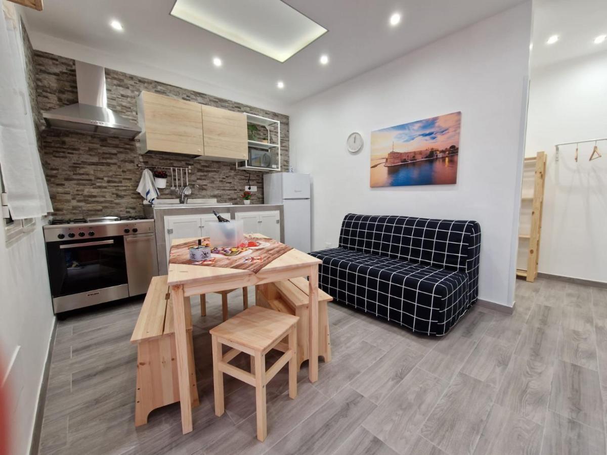 La Casa Di Teresa Hotell Taranto Exteriör bild